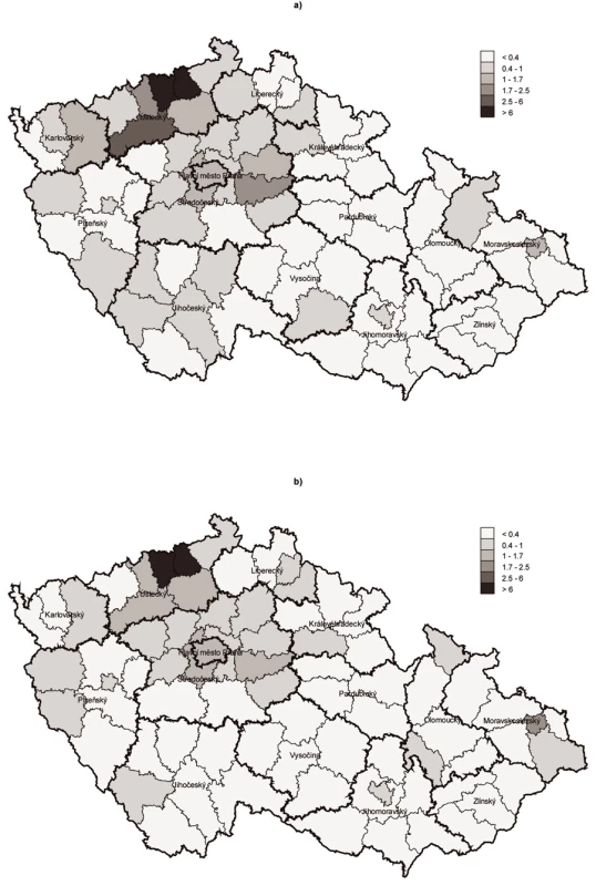 Odhad počtu problémových uživatelů opiátů/opioidů v ČR v letech 2006 (a) a 2007 (b) podle okresů
Fig. 2 PUO estimates in the Czech Republic in 2006 (a) and 2007 (b) by district
