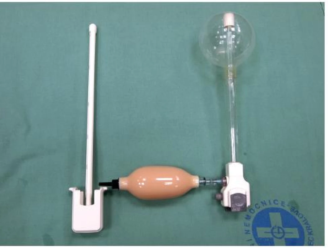 Disekční balonový trokar
Fig. 1. The Dissecting balloon trockar