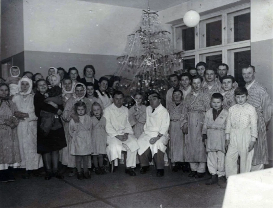Vánoce 1946 na vsetínském ORL oddělení